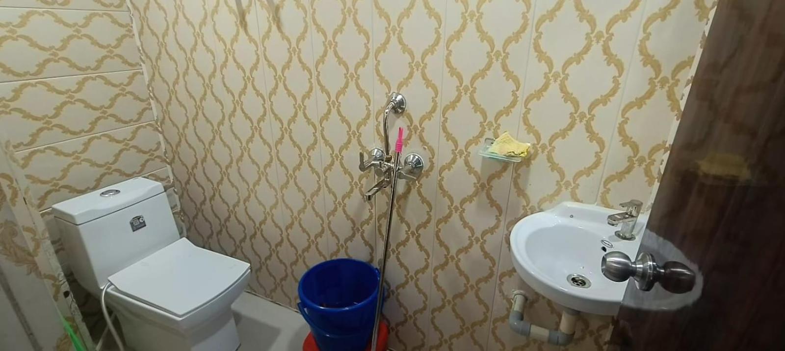Goenka Home Stay Barsana Chhata Екстериор снимка