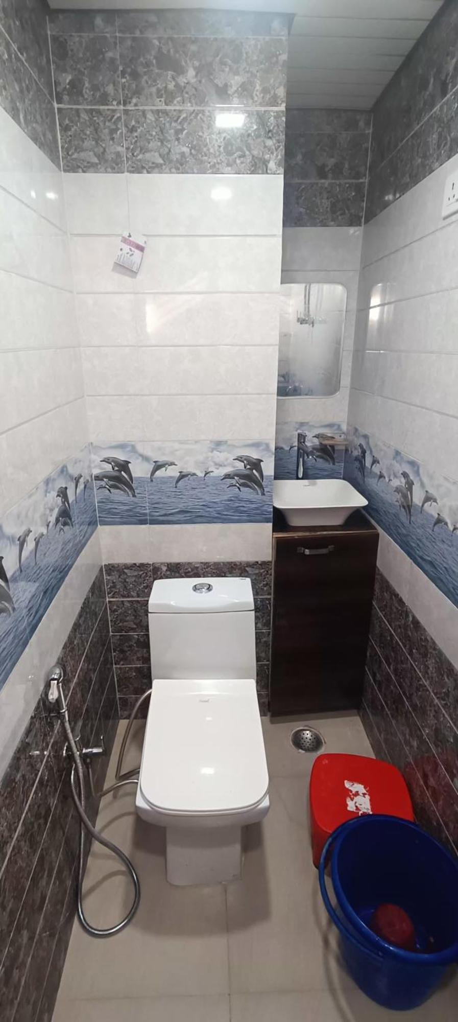 Goenka Home Stay Barsana Chhata Екстериор снимка