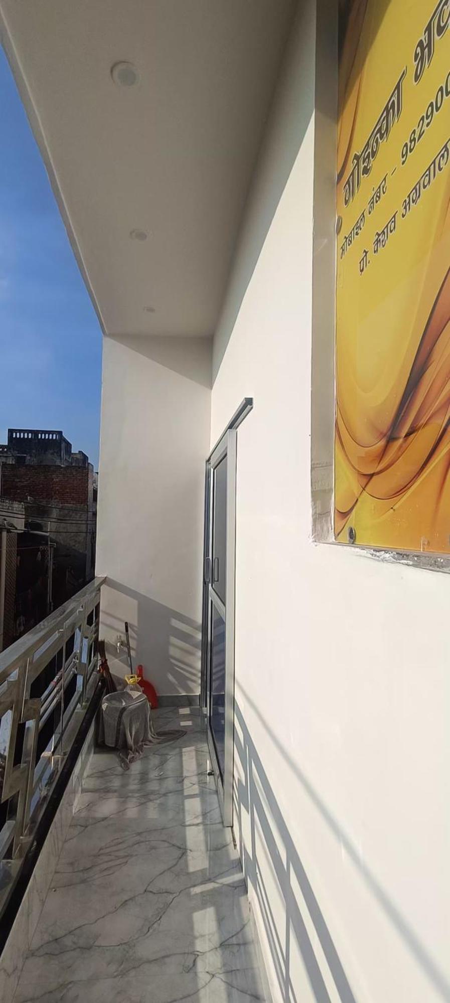 Goenka Home Stay Barsana Chhata Екстериор снимка